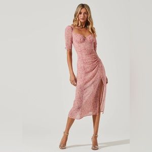 ASTR Front Slit Milkmaid Dress - BLUSH-FUCHSIA DITSY. Size small.